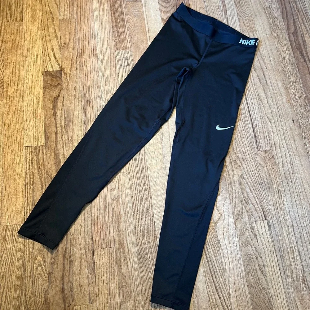 Nike Pro Dri-FIT Womens Black Training Leggings Mesh Panel Size M